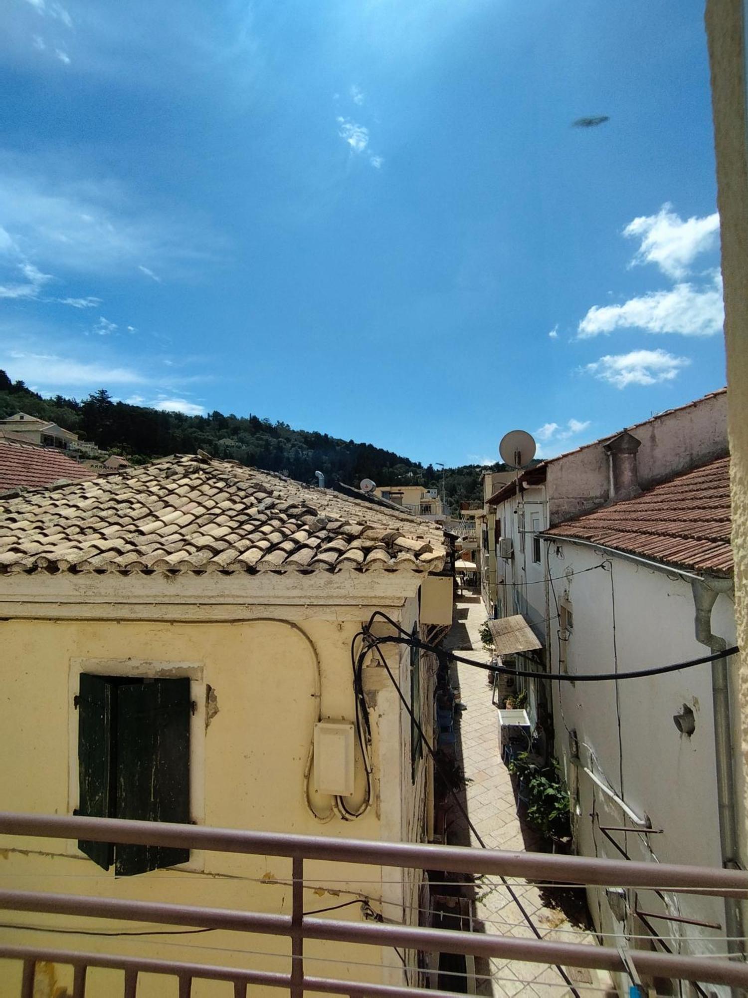 Ilios Hotel Лакка Экстерьер фото